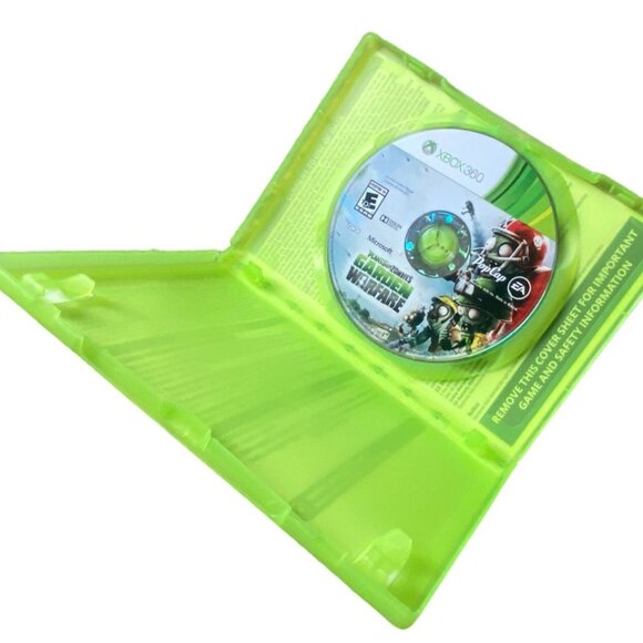 XBOX 360 Plants vs. Zombies Garden Warfare Video Game-Rated E 10+-GUC - Picture 3 of 3